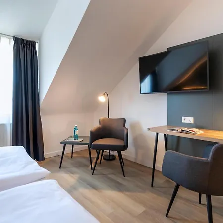 Achat Hotel Schwetzingen Heidelberg Exterior photo